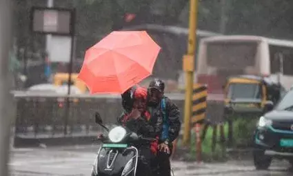 സംസ്ഥാനത്ത് ഇടിമിന്നലോടു കൂടിയ മഴയ്ക്ക് സാധ്യത; വിവിധ ജില്ലകളിൽ മുന്നറിയിപ്പ്; ജാഗ്രത നിർദ്ദേശം നൽകി കാലാവസ്ഥാ വകുപ്പ്