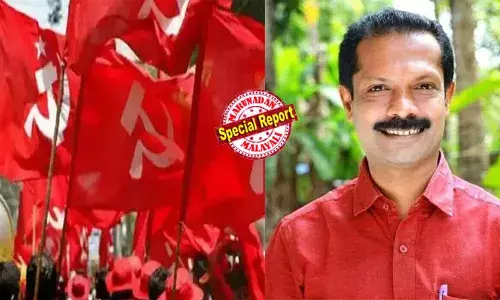 ലീവെടുക്ക്, നമുക്ക് ഒരിടത്തുവരെ പോകാം; സഹായിക്കാം, പണം തരാം, പക്ഷേ പറയുന്നതു പോലെ നില്‍ക്കണം: വഴങ്ങാതെ വന്നപ്പോള്‍ ഓഫീസിന്റെ നിലകള്‍ കയറ്റിയിറക്കി ബുദ്ധിമുട്ടിച്ചു; ലൈംഗിക ചുവയോടെ സംസാരിച്ചെന്ന് കരുനാഗപ്പള്ളി മുനിസിപ്പല്‍ ചെയര്‍മാന് എതിരെ താല്‍ക്കാലിക ജീവനക്കാരി; പരാതിയില്‍ കേസ്