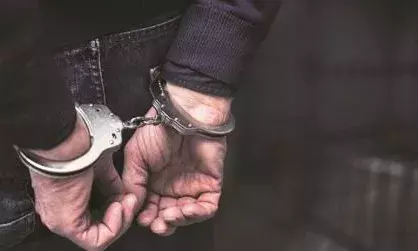 വാടകയ്‌ക്കെടുത്ത് നടത്തിയിരുന്ന ഗോഡൗൺ വളഞ്ഞ് എക്സൈസ്; 40 ചാക്കുകളിൽ സൂക്ഷിച്ചിരുന്ന നിരോധിത പുകയില ഉത്പന്നങ്ങൾ പിടിച്ചെടുത്തു; പ്രതിയെ അറസ്റ്റ് ചെയ്തു