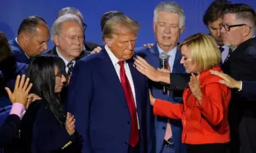 ട്രംപിനെ ദൈവവചനത്തിനായുള്ള യോദ്ധാവ് എന്ന് വിശഷിപ്പിച് പ്ലാനോ പാസ്റ്റര് ട്രംപിനെ ദൈവവചനത്തിനായുള്ള യോദ്ധാവ് എന്ന് വിശഷിപ്പിച് പ്ലാനോ പാസ്റ്റര്