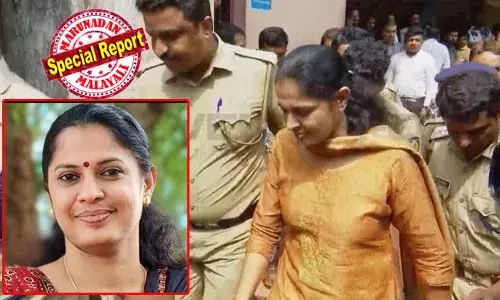 പി പി ദിവ്യയെ കസ്റ്റഡിയില്‍ വിട്ടു; പോലീസ് ആവശ്യപ്പെട്ട രണ്ട് ദിവസത്തെ കസ്റ്റഡി ആവശ്യം അംഗീകരിച്ചില്ല; ഇന്ന് വൈകുന്നേരം 5 മണി വരെ കസ്റ്റഡിയില്‍ വിട്ടു കോടതി; ബ്രൗണ്‍ കളര്‍ ചുരിദാര്‍ ധരിച്ച് ദിവ്യ ജയിലില്‍ നിന്നും പുറത്തേക്ക്; വൈകുന്നേരം വരെ കസ്റ്റഡിയില്‍ ചോദ്യം ചെയ്യലും തെളിവെടുപ്പും