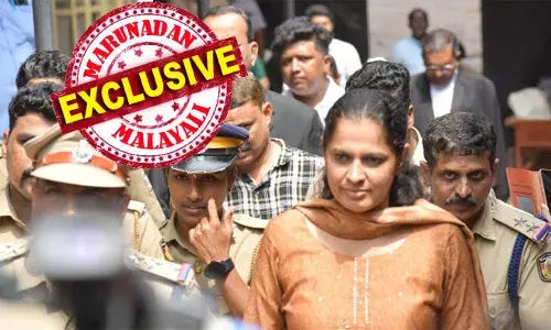 ഒരു ദിവസത്തെ പോലീസ് കസ്റ്റഡിയില്‍ വിട്ടതോടെ ആശ്വാസമാകുന്നത് ജയിലിന് പുറത്ത് സഖാവിന്റെ ആഗ്രഹങ്ങള്‍ സഫലമാക്കാന്‍ കാത്തു കെട്ടി കിടന്ന ഡിഫിക്കാര്‍ക്ക്; ദിവ്യയ്ക്കായി ജയിലിന് പുറത്തും പാര്‍ട്ടിയുടെ പ്രത്യേക കരുതല്‍; റിമാന്‍ഡ് തടവുകാര്‍ക്കൊപ്പം കിടത്താത്തത് ആക്രമണ ഭയത്തില്‍; പരോള്‍ മോഹമുള്ളവര്‍ നോക്കിയത് പൊന്നോമനയെ പോലെ; വീണ്ടും വെളിച്ചം കണ്ട ആശ്വാസത്തില്‍ ദിവ്യ