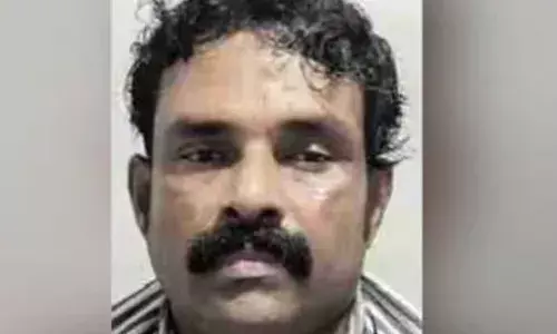 തനിക്ക് കിട്ടിയ റേഷൻ വാങ്ങിയ ശേഷം വീണ്ടുമെത്തി കൂടുതൽ സാധനങ്ങൾ ആവശ്യപ്പെട്ടു; പിന്നാലെ ആക്രമിച്ച് അരിയും ആട്ടയും എടുത്ത് കൊണ്ടോടി; പ്രതി അറസ്റ്റിൽ; ഇവന് ഇത് എന്തുപറ്റിയെന്ന് നാട്ടുകാർ..!