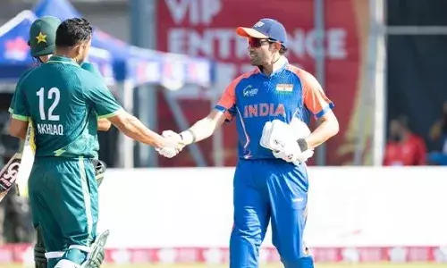 ഹോങ്കോങ് സിക്സസ് ക്രിക്കറ്റ് ടൂർണമെൻ്റ്; ഇന്ത്യയെ ആറു വിക്കറ്റിന് തകർത്ത് പാകിസ്താൻ; അതിവേഗ അർദ്ധ സെഞ്ചുറിയുമായി ആസിഫ് അലിയുടെ ബാറ്റിംഗ് വെടിക്കെട്ട്