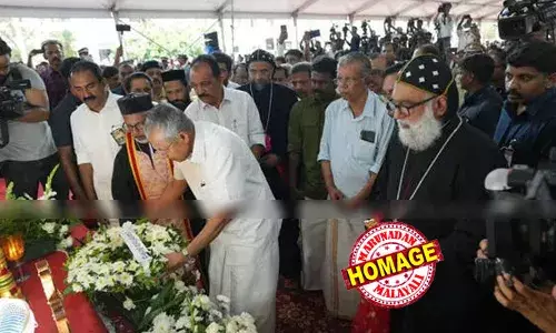 ജോസഫ് മാര്‍ ഗ്രിഗോറിയോസ് പിന്‍ഗാമിയാകണം;  സഭയ്ക്ക് തീരുമാനിക്കാമെന്ന് വില്‍പ്പത്രത്തില്‍ ശ്രേഷ്ഠ ബാവ; അന്ത്യാഞ്ജലി അര്‍പ്പിച്ച് മുഖ്യമന്ത്രിയും ഗവര്‍ണറുമടക്കം പ്രമുഖര്‍;  കബറടക്ക ശുശ്രൂഷകളുടെ സമാപനത്തിന് തുടക്കം