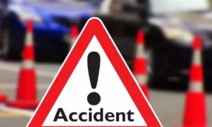 കാട്ടുപന്നി കുറുകെ ചാടി അപകടം; ബൈക്ക് യാത്രികനായ വൈദികന് പരിക്ക്; സംഭവം കൊല്ലത്ത്