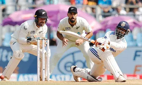 ഋഷഭ് പന്തിന്റെ ഒറ്റയാള്‍ പോരാട്ടവും രക്ഷിച്ചില്ല; സ്പിന്‍ പിച്ച് ഒരുക്കിയിട്ടും വാംഖഡെയില്‍ കറങ്ങിവീണ് രോഹിതും സംഘവും; മുംബൈ ടെസ്റ്റിലും ദയനീയ തോല്‍വി; ഹോം ഗ്രൗണ്ടില്‍ ടെസ്റ്റ് പരമ്പരയില്‍ സമ്പൂര്‍ണ തോല്‍വി ചരിത്രത്തിലാദ്യം; പരമ്പര തൂത്തുവാരി ന്യൂസിലന്‍ഡ്