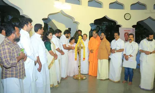 കോണ്‍ഗ്രസിലെ മഹാന്മാരെന്ന് പറയുന്ന പല നേതാക്കന്മാരും ചാണ്ടി ഉമ്മനെ തഴയാന്‍ ശ്രമിച്ചു; ജീവിച്ചിരുന്നപ്പോള്‍ ഉമ്മന്‍ ചാണ്ടിയെ വേട്ടയാടിയവരാണ് ഇപ്പോള്‍ ഉമ്മന്‍ ചാണ്ടിയുടെ പേരില്‍ ഗ്രൂപ്പ് ഉണ്ടാക്കാന്‍ ശ്രമിക്കുന്നത്; യഥാര്‍ത്ഥ അവകാശി ചാണ്ടി ഉമ്മന്‍ മാത്രമാണെന്ന് ചെറിയാന്‍ ഫിലിപ്പ്