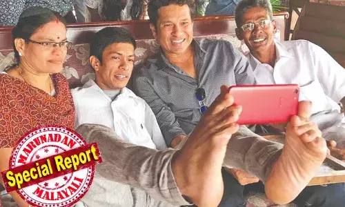 സ്‌കൂള്‍ കായികമേളയ്ക്ക് വിദ്യാഭ്യാസ വകുപ്പ് തയ്യാറാക്കിയ വീഡിയോയിലെ നായകന്‍; ഭിന്നശേഷി വിഭാഗത്തിലെ കുട്ടികള്‍ പങ്കെടുക്കുന്ന ആദ്യ മേളയുടെ ഉദ്ഘാടനത്തില്‍ അതിഥി; എപ്പോള്‍ മേളയില്‍ എത്തും എന്ന ചോദ്യത്തിന് ആരും ക്ഷണിച്ചിട്ടില്ലെന്ന് അച്ഛന്‍: മന്ത്രി ശിവന്‍കുട്ടി അറിയാന്‍...