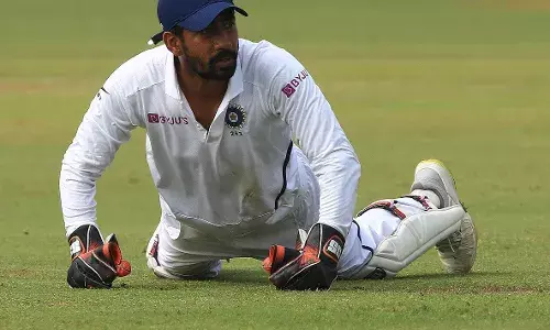 2023ല്‍ ബിസിസിഐ കരാറില്‍ നിന്ന് പേര് വെട്ടി; ടെസ്റ്റ് ടീമില്‍ നിന്ന് തഴഞ്ഞു, ഐപിഎല്‍ ടീമും കൈവിട്ടു: ഈ രഞ്ജി ട്രോഫി അവസാനത്തേത്; ക്രിക്കറ്റിന്റെ എല്ലാ ഫോര്‍മാറ്റില്‍ നിന്നും വിരമിക്കാല്‍ പ്രഖ്യാപിച്ച് വൃദ്ധിമാന്‍ സാഹ