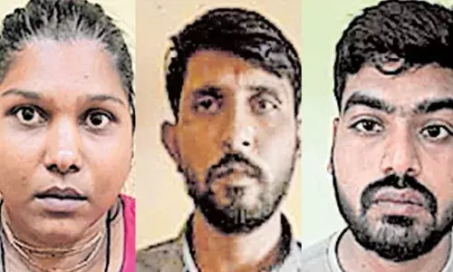 ഹൈദരാബാദിലെ റിയല്‍ എസ്റ്റേറ്റ് ഇടപാടുകാരന്റെ കൊലപാതകം; തെളിവെടുപ്പിനിടെ കര്‍ണാടക പൊലീസിനെ വെട്ടിച്ച് ജനല്‍ വഴി രക്ഷപ്പെട്ട് പ്രതികളിലൊരാള്‍