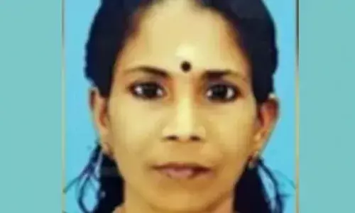 സഹോദരനൊപ്പം ബൈക്കില്‍ പോവുകയായിരുന്ന വീട്ടമ്മ വാഹനാപകടത്തില്‍ മരിച്ചു; അപകടം നെഞ്ചുവേദനയെ തുടര്‍ന്ന് ആശുപത്രിയിൽ പോകും വഴി