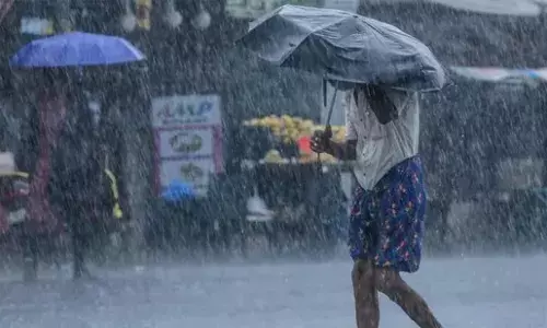 തിരുവനന്തപുരത്ത് ശക്തമായ മഴ; മുന്നറിയിപ്പ് നൽകി കേന്ദ്ര കാലാവസ്ഥാ വകുപ്പ്; ജാഗ്രത നിർദ്ദേശം നൽകി അധികൃതർ