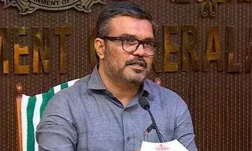 പൊലീസ് കള്ളപ്പണത്തിന്റെ തൊട്ടടുത്ത് എത്തിയിരുന്നു; നാരോ എസ്‌കേപ്പ് ആണുണ്ടായത്; കോണ്‍ഗ്രസ് നടത്തിയ നാടകം പൊളിഞ്ഞു; പ്രതിപക്ഷ നേതാവിന്റെ ഭീഷണിയെ തീരെ വകവയ്ക്കുന്നില്ലെന്നും മന്ത്രി എം ബി രാജേഷ്