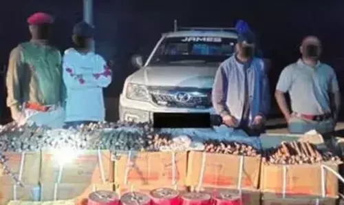 മിന്നൽ റെയ്ഡ് നടത്തി; മിസോറാം അതിർത്തിയിൽ നിന്നും വൻതോതിൽ സ്‌ഫോടക ശേഖരം കണ്ടെത്തി; രണ്ടുപേർ അറസ്റ്റിൽ