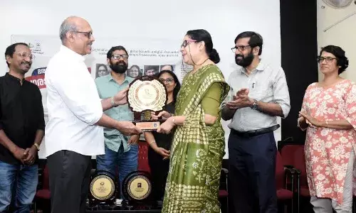 ജോസഫ് നമ്പിമഠത്തിന് തുഞ്ചത്തെഴുത്തച്ഛന്‍ മലയാള സര്‍വ്വകലാശാലയുടെ ആദരവ്