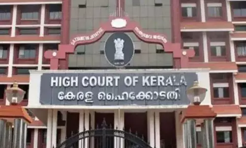 മാലിന്യം തള്ളിയതിന് പിടികൂടുന്ന വാഹനങ്ങള്‍ കണ്ടുകെട്ടണമെന്ന് ഹൈക്കോടതി; സംസ്ഥാനത്ത് 91 കക്കൂസ് മാലിന്യ സംസ്‌കരണ പ്ലാന്റുകളാണ് തുടങ്ങുമെന്ന് സര്‍ക്കാര്‍