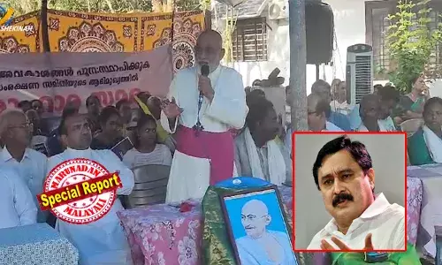മുനമ്പം സമരത്തില്‍ ക്രൈസ്തവ സഭ വര്‍ഗീയത കലര്‍ത്തുന്നുവെന്ന് മന്ത്രി വി അബ്ദുറഹിമാന്‍; മന്ത്രി പറയുന്നത് കേട്ട് ളോഹ ഊരി മാറ്റി ഖദര്‍ ഷര്‍ട്ട് ഇട്ട് നില്‍ക്കാനാകില്ലെന്ന് മാര്‍ റാഫേല്‍ തട്ടില്‍; മരണം വരെ കൂടെയുണ്ടാകും; സമരത്തിന് ഐക്യദാര്‍ഢ്യം പ്രഖ്യാപിച്ച് സിറോ മലബാര്‍ സഭ മേജര്‍ ആര്‍ച്ച് ബിഷപ്പ്