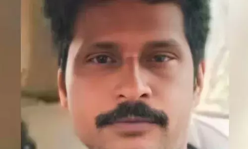 ടാങ്കര്‍ ലോറിക്കടിയില്‍പ്പെട്ട് അപകടം; ബിവറേജസ് കോര്‍പ്പറേഷന്‍ ജീവനക്കാരന് ദാരുണാന്ത്യം; സംഭവം ലോറിയിൽ നിന്നും ഇറങ്ങവേ