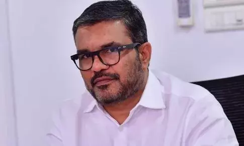 കള്ളപ്പണം, കള്ളവോട്ട്, കള്ള മദ്യം, കള്ളകാര്‍ഡ്, ഇതാണ് കോണ്‍ഗ്രസിന്റെ തിരഞ്ഞെടുപ്പ് ആയുധം; തിരഞ്ഞെടുപ്പ് അട്ടിമറിക്കാനാണ് കോണഗ്രസ് ശ്രമം: എം.ബി.രാജേഷ്