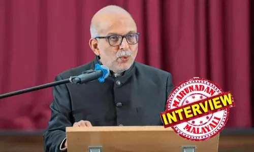 കേരളത്തില്‍ രക്ഷയില്ലാതെ വന്നതോടെ സവര്‍ണരായ ആളുകള്‍ യൂറോപ്പിലേക്കും യുകെയിലേക്കും കുടിയേറുന്നു; ജാതിയില്‍ മുതിര്‍ന്നവര്‍ നാടുവിടാന്‍ കാരണം ഇവര്‍ക്ക് സംവരണത്തിന്റെ ആനുകൂല്യം എടുക്കാന്‍ ഇല്ലാത്തതിനാല്‍; രാഷ്ട്രീയം കേരളത്തില്‍ ഏറ്റവും ലാഭമുള്ള ബിസിനസ് ആയി മാറി; അഡ്വ. ജയശങ്കര്‍ പറയുന്നു