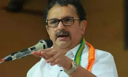 പത്മജ കോണ്‍ഗ്രസ് വിട്ടില്ലെങ്കില്‍ താന്‍ ജയിച്ചേനെ; അവര്‍ക്കും പാര്‍ട്ടിയില്‍ ഒരു അഡ്രസ് ഉണ്ടായേനെ; സരിന്‍ മിടുക്കനായ സ്ഥാനാര്‍ഥി; കോണ്‍ഗ്രസില്‍ ഉണ്ടായിരുന്നെങ്കില്‍ ഒറ്റപ്പാലത്ത് വീണ്ടും നിര്‍ത്തിയേനെ; സിപിഎം സരിനെ കൈവിടുമെന്നും കെ മുരളീധരന്‍