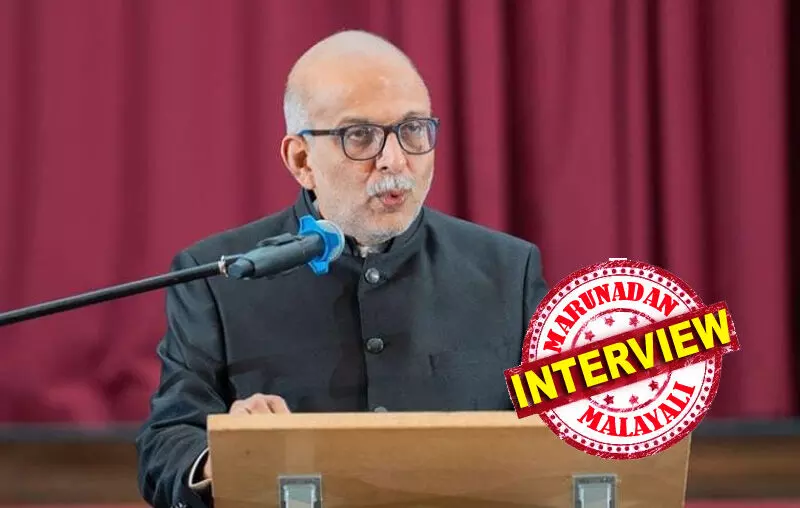 കേരളത്തില് രക്ഷയില്ലാതെ വന്നതോടെ സവര്ണരായ ആളുകള് യൂറോപ്പിലേക്കും യുകെയിലേക്കും കുടിയേറുന്നു; ജാതിയില് മുതിര്ന്നവര് നാടുവിടാന് കാരണം ഇവര്ക്ക് സംവരണത്തിന്റെ ആനുകൂല്യം എടുക്കാന് ഇല്ലാത്തതിനാല്; രാഷ്ട്രീയം കേരളത്തില് ഏറ്റവും ലാഭമുള്ള ബിസിനസ് ആയി മാറി; അഡ്വ. ജയശങ്കര് പറയുന്നു കേരളത്തില് രക്ഷയില്ലാതെ വന്നതോടെ സവര്ണരായ ആളുകള് യൂറോപ്പിലേക്കും യുകെയിലേക്കും കുടിയേറുന്നു; ജാതിയില് മുതിര്ന്നവര് നാടുവിടാന് കാരണം ഇവര്ക്ക് സംവരണത്തിന്റെ ആനുകൂല്യം എടുക്കാന് ഇല്ലാത്തതിനാല്; രാഷ്ട്രീയം കേരളത്തില് ഏറ്റവും ലാഭമുള്ള ബിസിനസ് ആയി മാറി; അഡ്വ. ജയശങ്കര് പറയുന്നു