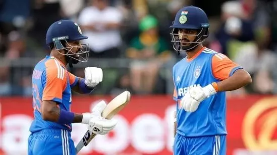 നീ അവിടെ പോയി എന്റെ ഷോ കണ്ടോ, അര്‍ഷദീപിനോട് പാണ്ഡ്യ; അടുത്ത പത്ത് പന്തില്‍ ഏഴും ഡോട്ട് ബോള്‍; ഹാര്‍ദ്ദിക്കിനെതിരെ വിമര്‍ശനം