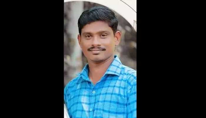 മന്ത്രിയും പേഴ്സണല്‍ സ്റ്റാഫുമായി സൗഹൃദബന്ധമുണ്ടെന്ന് വിശ്വസിപ്പിച്ചു; പുരാവസ്തു വകുപ്പില്‍ ജോലി വാഗ്ദാനം ചെയ്ത് 1.30 ലക്ഷം തട്ടി; ഉഡായിപ്പ് ബിജുവിനെ അറസ്റ്റ് ചെയ്ത ചെങ്ങന്നൂര്‍ പോലീസ്