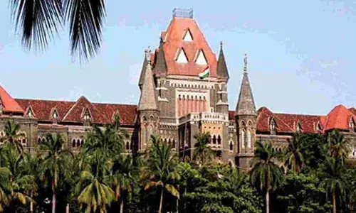 പുരുഷനൊപ്പം ഹോട്ടല്‍ മുറിയിലേക്ക് സ്ത്രീ വരുന്നത് ശാരീരിക ബന്ധത്തിനുള്ള സമ്മതമായി കണക്കാക്കരുത്; ബോംബെ ഹൈക്കോടതി