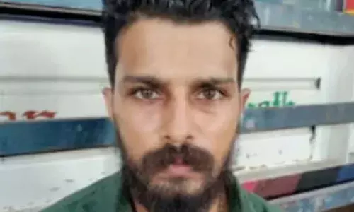 വീട്ടിൽ സൂക്ഷിച്ചിരുന്ന കഞ്ചാവുമായി യുവാവ് അറസ്റ്റിൽ; പിടിയിലായത് മയക്കുമരുന്ന് വിതരണം ചെയ്യുന്ന സംഘത്തിലെ പ്രധാന തലവൻ; ഒടുവിൽ പോലീസിന്റെ ശക്തമായ നിരീക്ഷണത്തിൽ പ്രതി കുടുങ്ങി; സംഭവം കോഴിക്കോട്