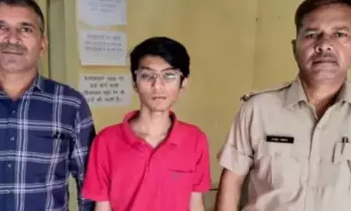 സോഷ്യൽ മീഡിയ വഴി ഇൻഫ്ലുവൻസർ ചമഞ്ഞ് തട്ടിപ്പ്; വ്യാജ നിക്ഷേപ പദ്ധതിയിലൂടെ നിരവധി പേരെ പറ്റിച്ചു; ജയ്പൂരിൽ 19കാരൻ പിടിയിൽ; അന്തം വിട്ട് നാട്ടുകാർ..!