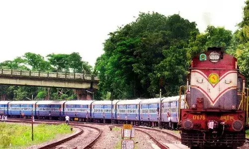 വൈക്കത്തഷ്ടമി; നാല് ട്രെയിനുകള്‍ക്ക് വൈക്കം റോഡ് സ്റ്റേഷനില്‍ താല്‍ക്കാലിക സ്റ്റോപ്പ്