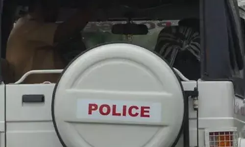 കടം വാങ്ങിയ സാധനങ്ങളുടെ പണം ആവശ്യപ്പെട്ടത് ഇഷ്ടപ്പെട്ടില്ല; പിന്നാലെ കടക്കാരനേയും അമ്മയേയും കടയിൽ കയറി മർദിച്ചു; കേസെടുത്ത് പോലീസ്; സംഭവം ഇടുക്കിയിൽ