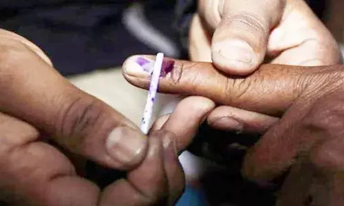 വയനാടും ചേലക്കരയും പോളിങ് ബൂത്തിലേക്ക്; വോട്ടെടുപ്പ് ഏഴിന് തുടങ്ങും; കേരളത്തിനൊപ്പം വിവിധ സംസ്ഥാനങ്ങളിലായി ഉപതെരഞ്ഞെടുപ്പ് നടക്കുന്ന 32 നിയമസഭാ മണ്ഡലങ്ങളിലും ഇന്ന് വോട്ടെടുപ്പ്