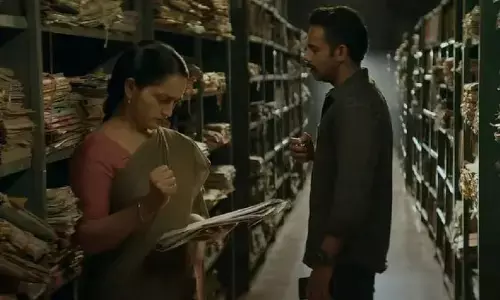 നമ്മുക്ക് നോക്കാം ആനന്ദ് ശ്രീബാലയാണോ കേരളാ പോലീസാണോ ജയിക്കുന്നതെന്ന്..; അർജുൻ അശോകന്റെ ഇൻവെസ്റ്റിഗേഷൻ ത്രില്ലർ ചിത്രം ആനന്ദ് ശ്രീബാല നവംബർ 15ന് തീയേറ്ററുകളിൽ