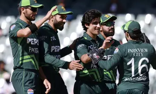 ചാമ്പ്യന്‍സ് ട്രോഫിയുടെ ആതിഥേയാവകാശം ഞങ്ങള്‍ക്കുണ്ട്;  ബിസിസിഐയുടെ ആവശ്യത്തിന് വഴങ്ങരുതെന്ന് പാക്കിസ്ഥാന്‍ സര്‍ക്കാര്‍ ആവശ്യപ്പെട്ടു; മത്സരങ്ങള്‍ പുറത്തേക്ക് മാറ്റില്ല;  കടുത്ത നിലപാടുമായി പിസിബി