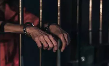 ഇരുന്നോറോളം സ്ത്രീകളെ ബലാത്സം​ഗം ചെയ്ത ആൾക്ക് കടുത്ത ശിക്ഷ; 43കാരനെ പരസ്യമായി തൂക്കിലേറ്റി ഇറാൻ