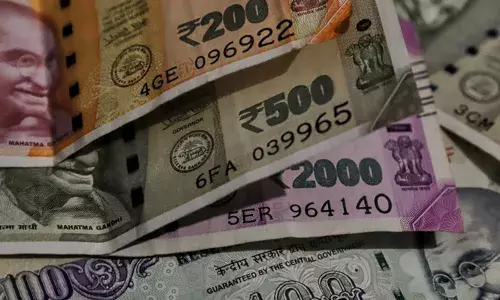 പൂന്തുറ സ്വദേശി ബാങ്കിലെത്തിയത് 12,500 രൂപയുടെ വ്യാജ നോട്ടുമായി; പിടിച്ചെടുത്തത് പാകിസ്താനില്‍ അച്ചടിച്ച നോട്ടുകള്‍