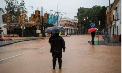 സ്പെയിനിനെ വീണ്ടും ഭീതിയിലാഴ്ത്തി പ്രളയ മുന്നറിയിപ്പ്; അതിതീവ്ര മഴയ്ക്ക് സാധ്യത; സ്കൂളുകൾ അടച്ചിട്ടു; ട്രെയിൻ ഗതാഗതം നിർത്തി വച്ചു; മൂവായിരത്തിലേറെ ആളുകളെ മാറ്റിപ്പാർപ്പിച്ചു; അതീവ ജാഗ്രത..!