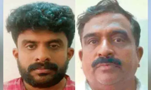 ഓ​ൺ​ലൈ​ൻ ട്രേ​ഡി​ങ്​ ക​മ്പ​നി​യു​ടെ ഉ​ദ്യോ​ഗ​സ്ഥ​രെ​ന്ന് പറഞ്ഞ് പരിചപ്പെടുത്തി; വ​ൻ​ലാ​ഭം നേടാമെന്ന് വിശ്വസിപ്പിച്ച് തട്ടിയത് 77 ല​ക്ഷം രൂ​പ; റി​ട്ട. എ​ൻ​ജി​നീ​യ​റി​റുടെ പരാതിയിൽ പ്രതികൾ പിടിയിൽ