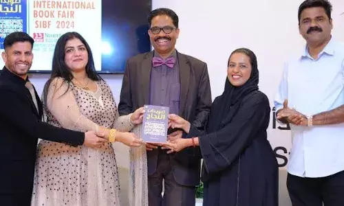 ഷാര്‍ജ അന്താരാഷ്ട്ര പുസ്തകോല്‍സവത്തില്‍ ജനശ്രദ്ധയാകര്‍ഷിച്ച് മലയാളി ഗ്രന്ഥകാരന്റെ അറബി മോട്ടിവേഷണല്‍ ഗ്രന്ഥം