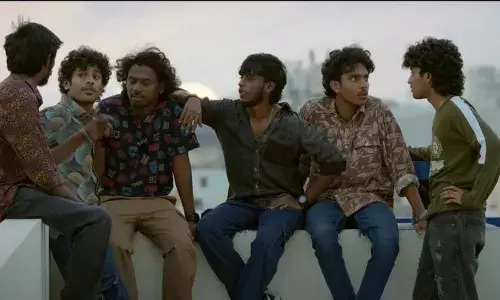 ബ്രാൻഡ് ന്യൂ ബാച്ച്, സ്ക്രിപ്റ്റും, മ്യൂസിക്കും, ക്യാമറയും എഡിറ്റും, എല്ലാം തകർത്തു; മുഹമ്മദ് മുസ്തഫ ചിത്രം മുറയെ പ്രശംസിച്ച് ലിജോ ജോസും, സുരഭി ലക്ഷ്മിയും