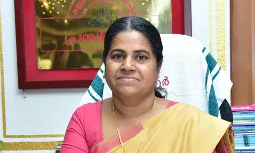 അഡ്വ. കെ കെ രത്‌നകുമാരി കണ്ണൂര്‍ ജില്ലാ പഞ്ചായത്ത് പ്രസിഡന്റായി സ്ഥാനമേറ്റു; യുഡിഎഫിലെ ജൂബിലി ചാക്കോയെ 7ന് പരാജയപ്പെടുത്തിയത് 16 വോട്ടുകള്‍ക്ക്; വോട്ടെടുപ്പില്‍ നിന്നും വിട്ട് നിന്ന് പി പി ദിവ്യ