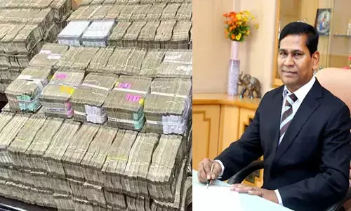 ലോട്ടറി രാജാവ് സാന്റിയാഗോ മാര്‍ട്ടിന്റെ ചെന്നൈ ഓഫീസില്‍ നിന്നും 8.8 കോടി പിടിച്ചെടുത്ത് ഇഡി; റെയ്ഡ് നടന്നത് മാര്‍ട്ടിന്റെ കുടുംബവും ബിസിനസ് പങ്കാളികളുമായി ബന്ധപ്പെട്ട ഇരുപതോളം കേന്ദ്രങ്ങളില്‍