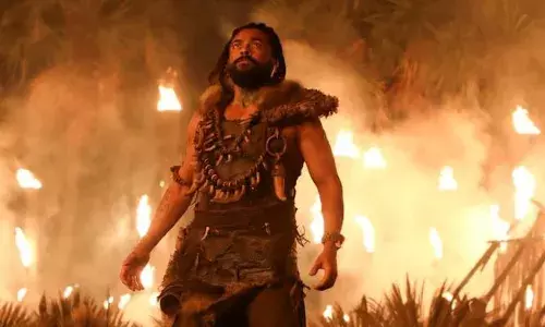 ഹൈപ്പിനൊത്ത ബോക്സ് ഓഫീസ് പ്രകടനം കാഴ്ചവെക്കാൻ കങ്കുവ ക്കായോ ?; വിമർശനങ്ങൾ നേരിടുമ്പോഴും ചിത്രം നേടിയതെത്ര !; രണ്ടാം ദിനത്തിന്റെ കളക്ഷൻ റിപ്പോർട്ട് പുറത്ത്