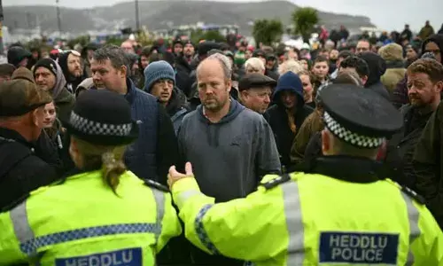 ഇന്ത്യന്‍ മോഡല്‍ കര്‍ഷക സമരം ബ്രിട്ടനിലും ഒരുങ്ങുന്നു; കര്‍ഷകരുടെ ട്രാക്റ്റര്‍ സമരത്തിന് സാക്ഷിയാകാന്‍ ലേബര്‍ പാര്‍ട്ടിയുടെ വെയ്ല്‍സ് സമ്മേളനം