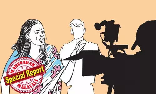 സിനിമയില്‍ ഇടുക്കി ഗോള്‍ഡിനെ പ്രോസ്താഹിപ്പിക്കാം! ബിഗ് സ്‌ക്രീനിലെ തെറ്റായ സന്ദേശങ്ങള്‍ അഭിപ്രായ സ്വാതന്ത്ര്യം! ഇതൊന്നും സീരിയലുകളില്‍ പാടില്ലെന്നത് ഇരട്ടത്താപ്പോ? മെഗാസീരിയലില്‍ കൈവച്ചാല്‍ തൊഴില്‍ നഷ്ടമാകുക ആയിരങ്ങള്‍ക്ക്; ഹേമാ കമ്മറ്റിയുണ്ടായിട്ടും മെഗാ താരങ്ങളെ തോന്നും പോലെ വിടുന്നവര്‍ ചെറു മീനുകളെ ലക്ഷ്യമിടുമ്പോള്‍