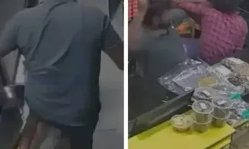 ഹോട്ടൽ അടയ്ക്കാൻ തുടങ്ങവെ ചായ ചോദിച്ചെത്തി; ചായയില്ലെന്ന് പറഞ്ഞ ഹോട്ടൽ ജീവനക്കാരനെ ക്രൂരമായി മർദിച്ചു; ആക്രമിച്ചത് മദ്യലഹരിയിലായിരുന്ന അഞ്ച് യുവാക്കൾ