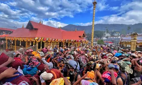 ശബരിമല ദര്‍ശനം: തത്സമയ ഓണ്‍ലൈന്‍ ബുക്കിങ് സൗകര്യം മൂന്ന് കേന്ദ്രങ്ങളില്‍